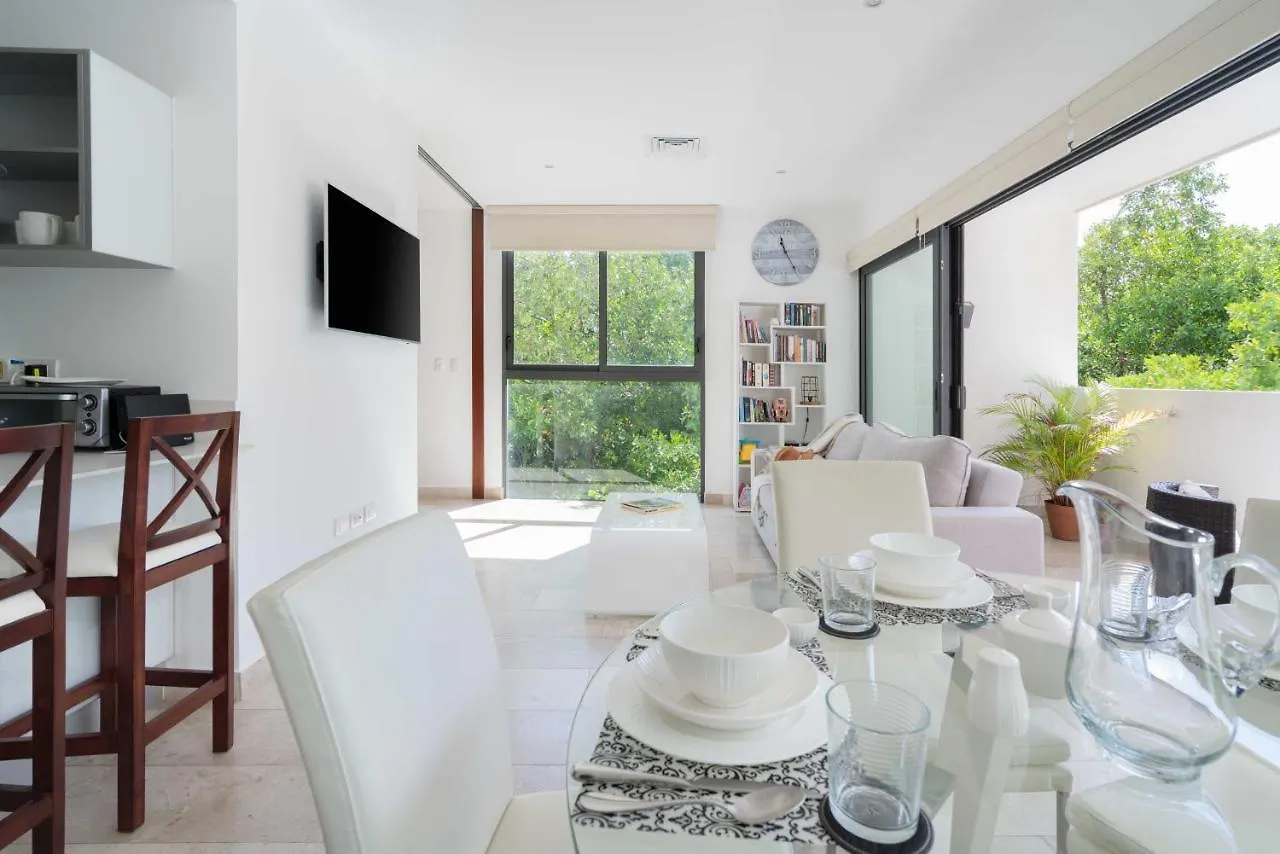 Mexication Beach Bliss: Stylish Playa Getaway 신데 델 카르멘