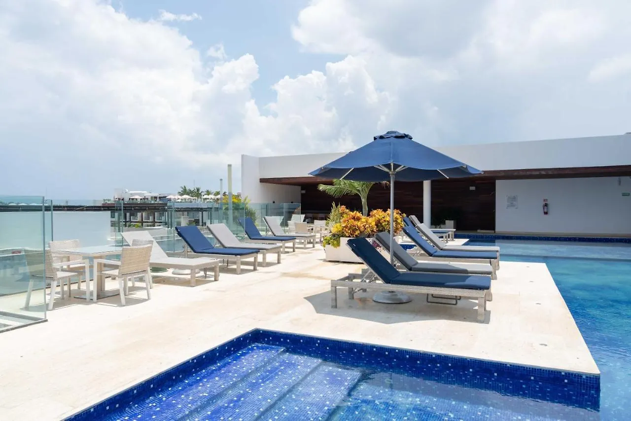 Mexication Beach Bliss: Stylish Playa Getaway 신데 델 카르멘